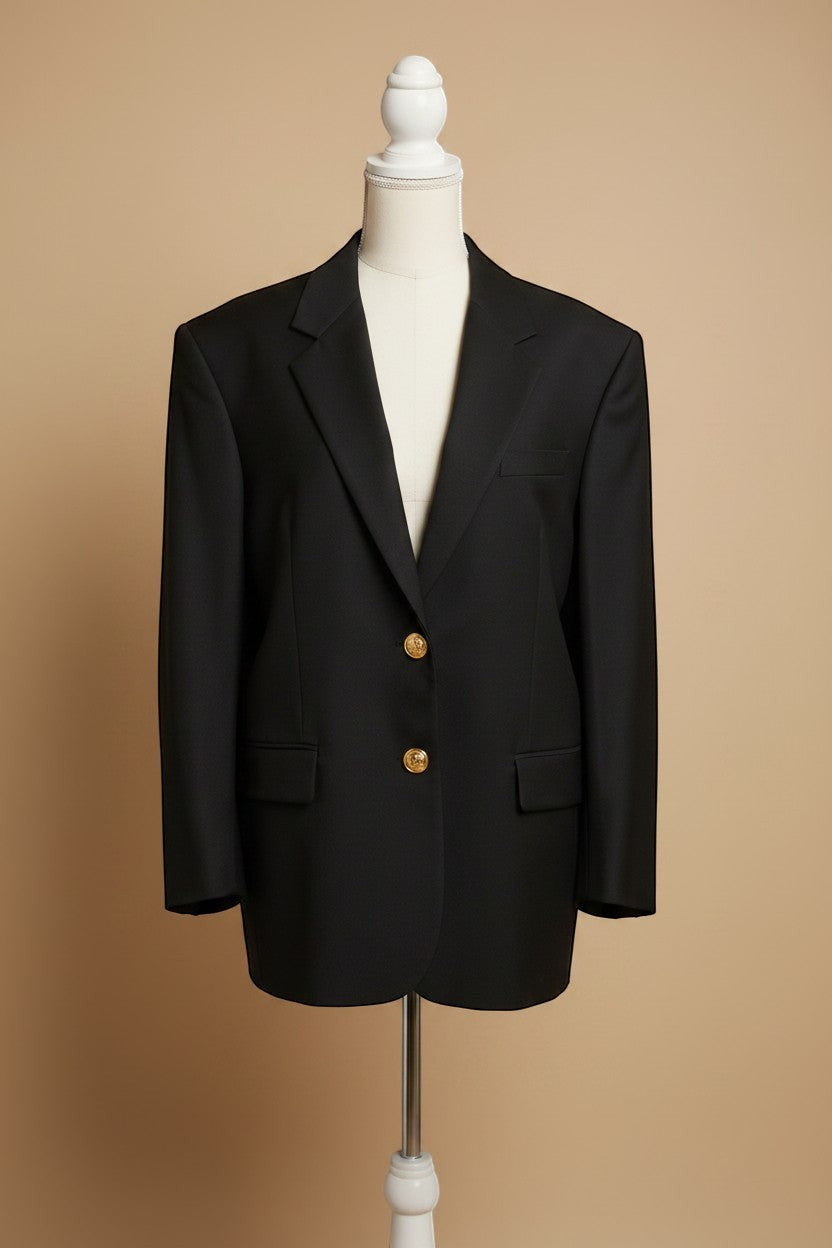 Blazer Noir sur mannequin blanc sans tête