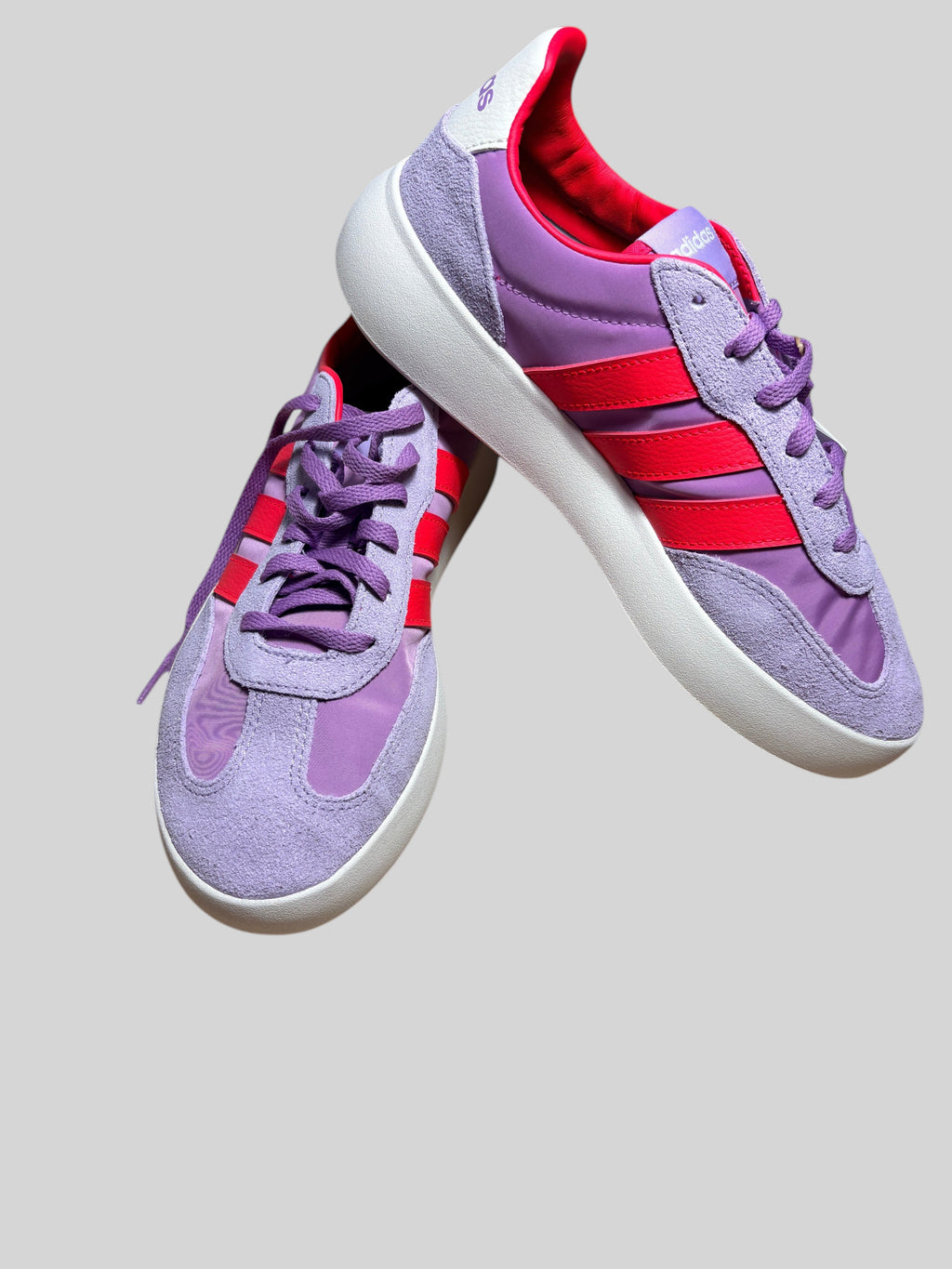 Baskets FASHION SC Adidas Barreda Decode J violettes et rouges en textile et synthétique avec semelle en caoutchouc