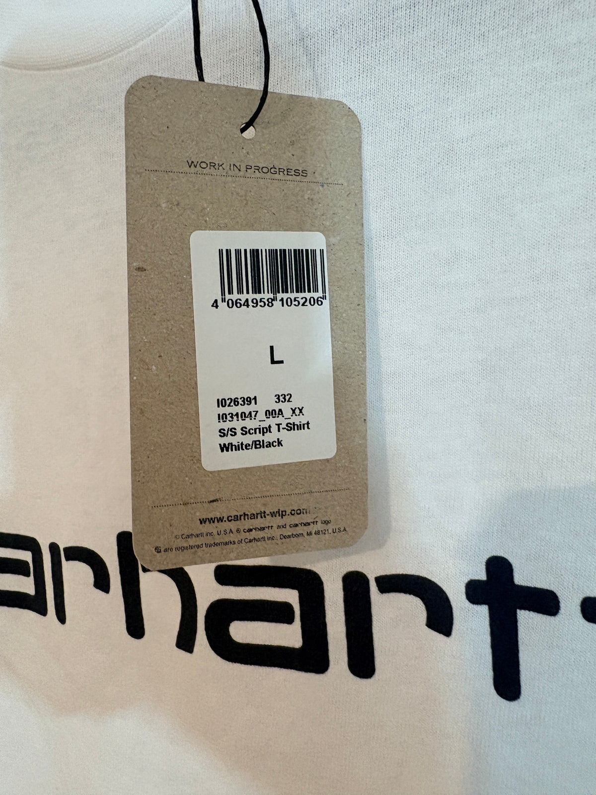T-shirt blanc en coton FASHION SC Carhartt WIP avec logo noir et étiquette de prix cartonnée attachée