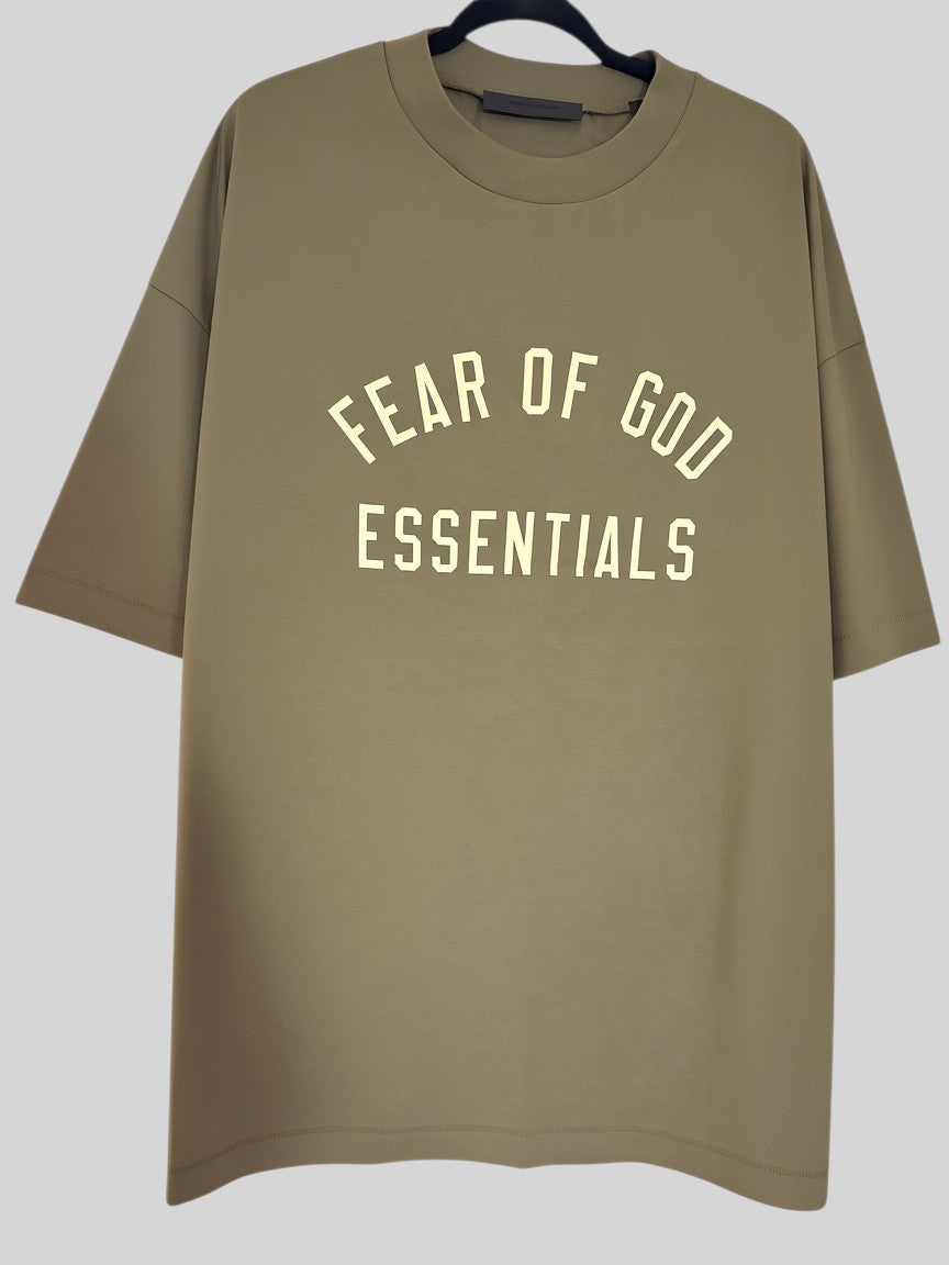 T-shirt FASHION SC Fear of God ESSENTIALS kaki en jersey de coton avec logo imprimé sur la poitrine et coupe oversize