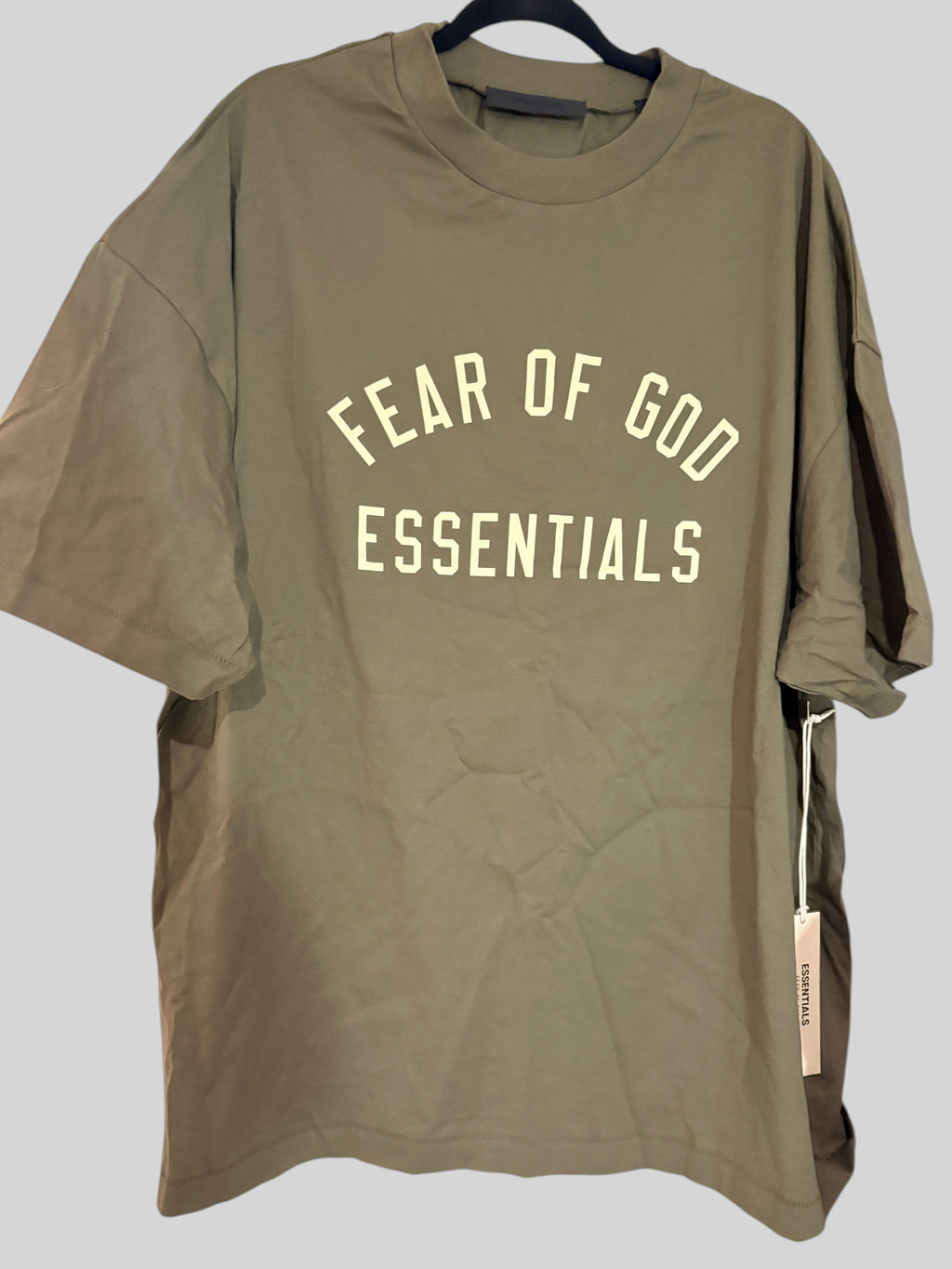 T-shirt FASHION SC Fear of God ESSENTIALS kaki en jersey de coton avec logo imprimé et coupe oversize