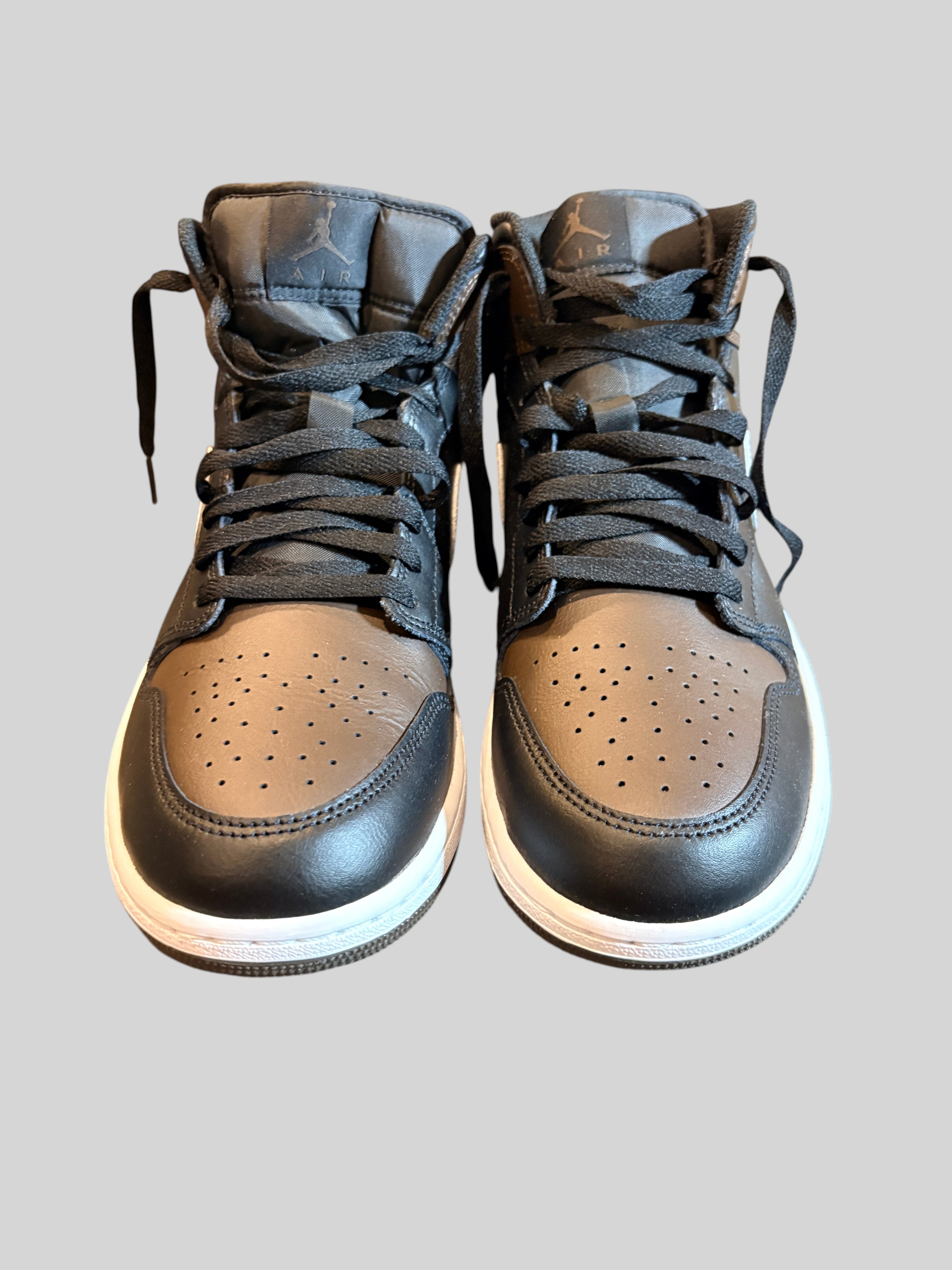 Baskets FASHION SC Jordan Air Jordan 1 Mid en cuir marron Baroque Brown et noir avec semelle blanche