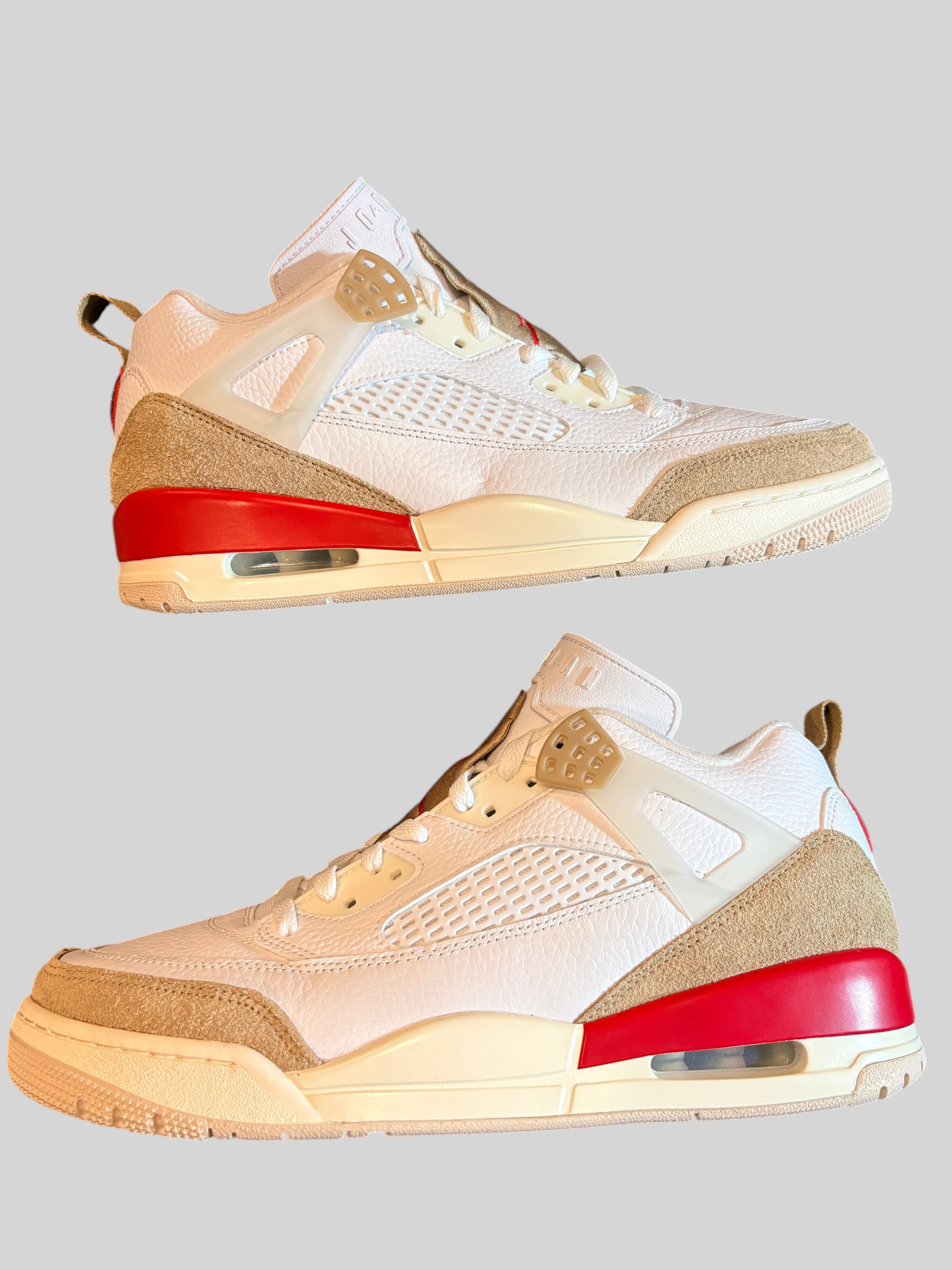 Baskets FASHION SC Jordan Spizike Low en cuir blanc avec détails camouflage désert, accents rouge feu et semelle sail