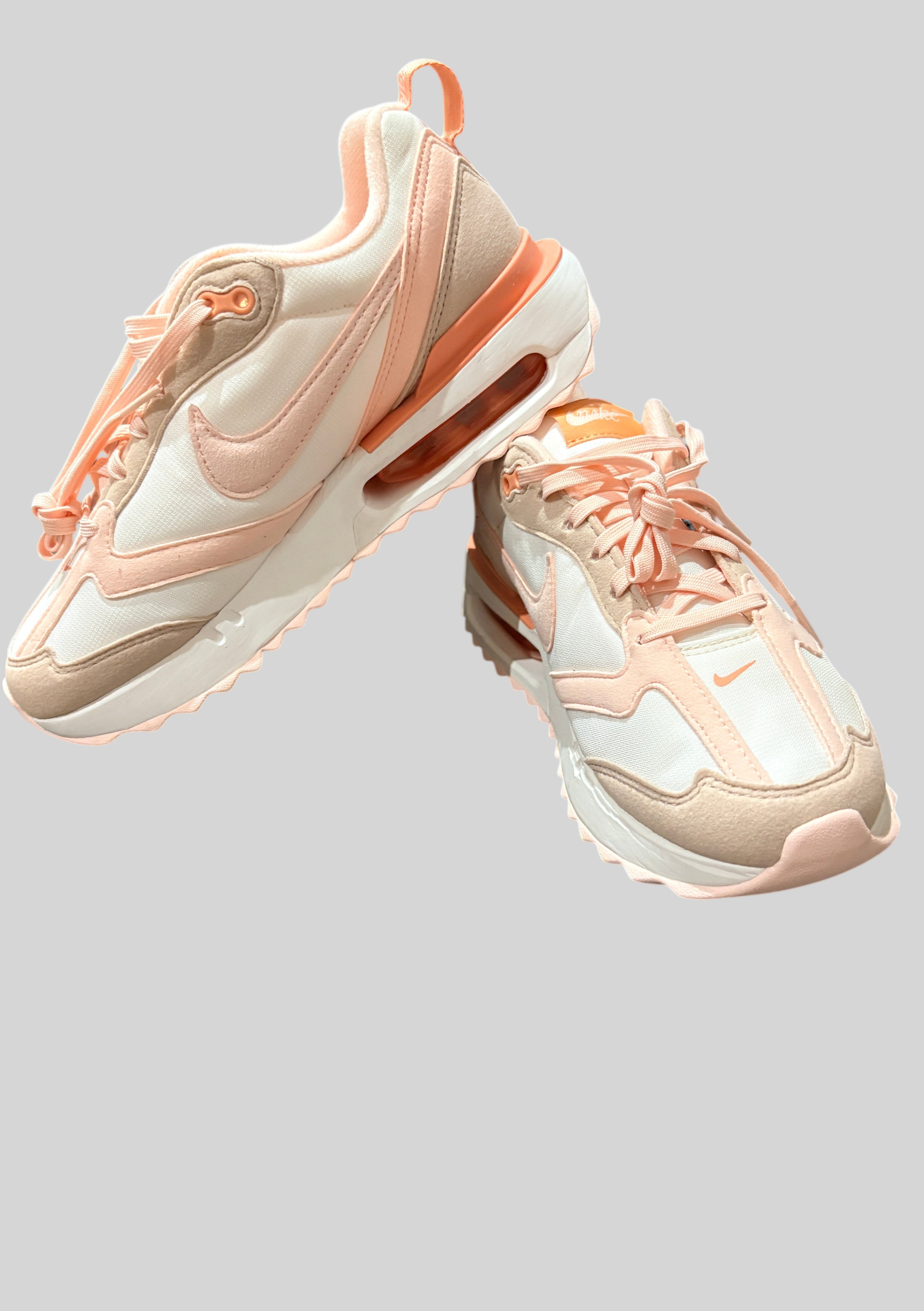 Baskets FASHION SC Nike Air Max Dawn pour femme en blanc, rose poudré et beige avec unité Max Air visible