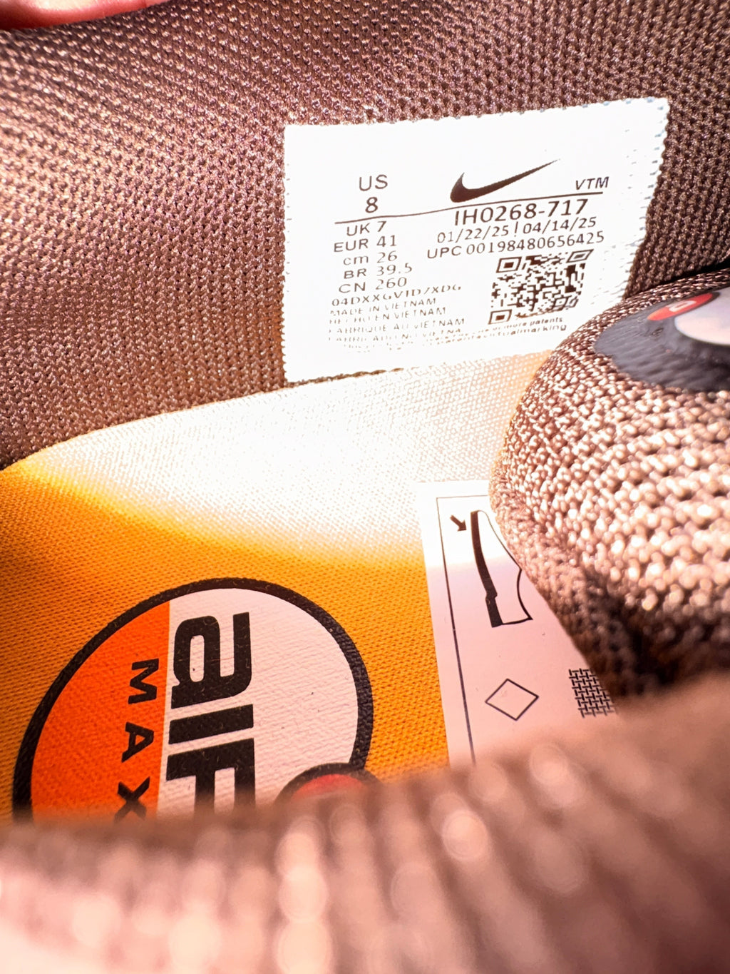 Etiquette de taille intérieure FASHION SC Nike Air Max Dn Canyon Rust avec détails de pointure et logo