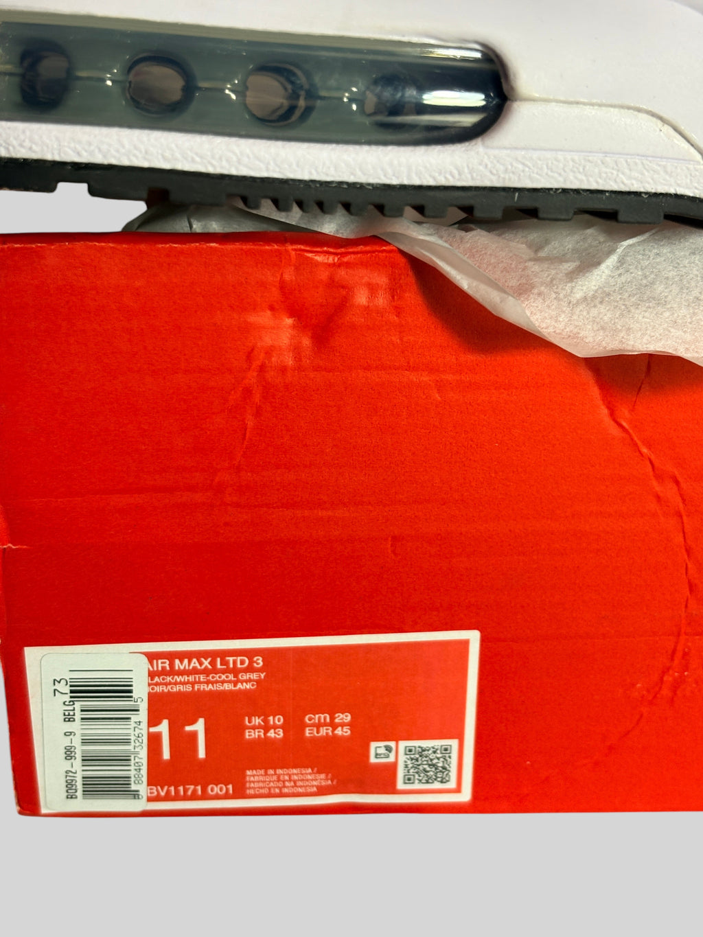 Boîte de chaussures FASHION SC Nike Air Max LTD 3 avec étiquette descriptive noire, grise et blanche