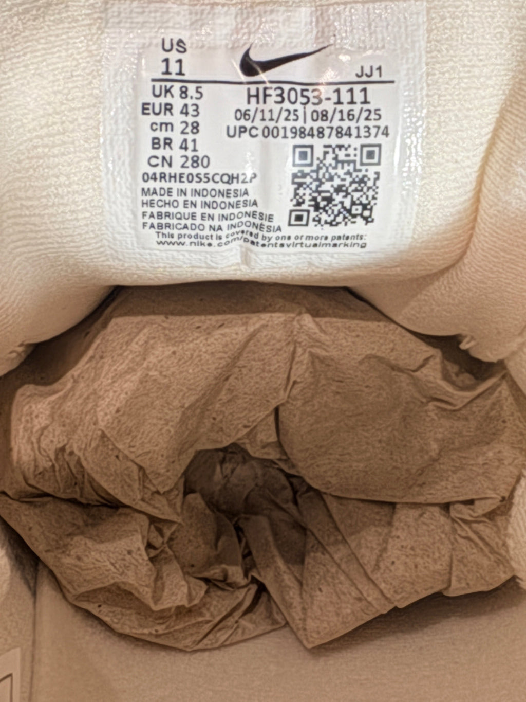 Étiquette intérieure FASHION SC Nike Air Max Portal avec détails de pointure et code QR