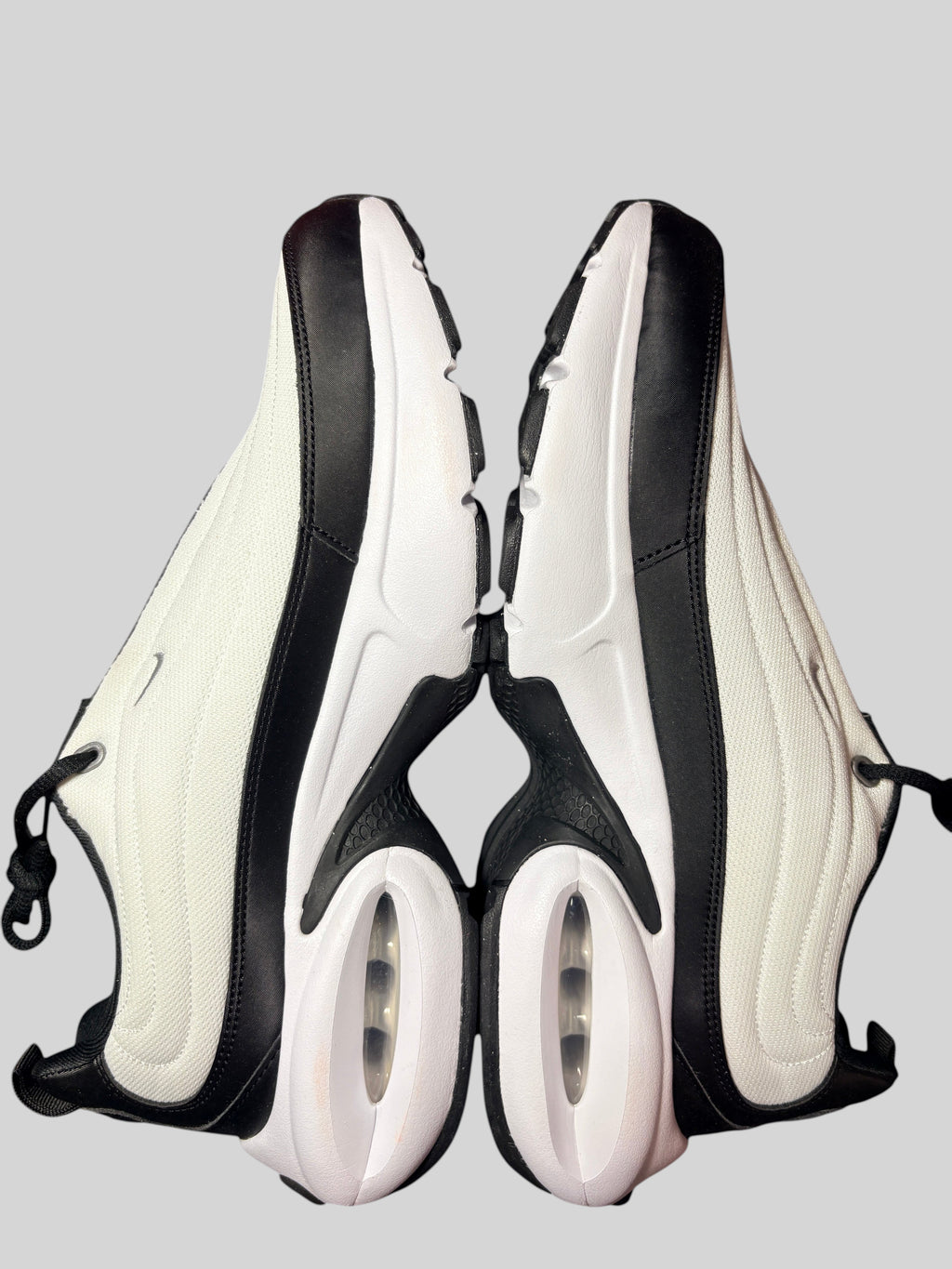 Baskets FASHION SC Nike Air Max Portal noires et blanches en mesh et cuir synthétique avec amorti Air visible