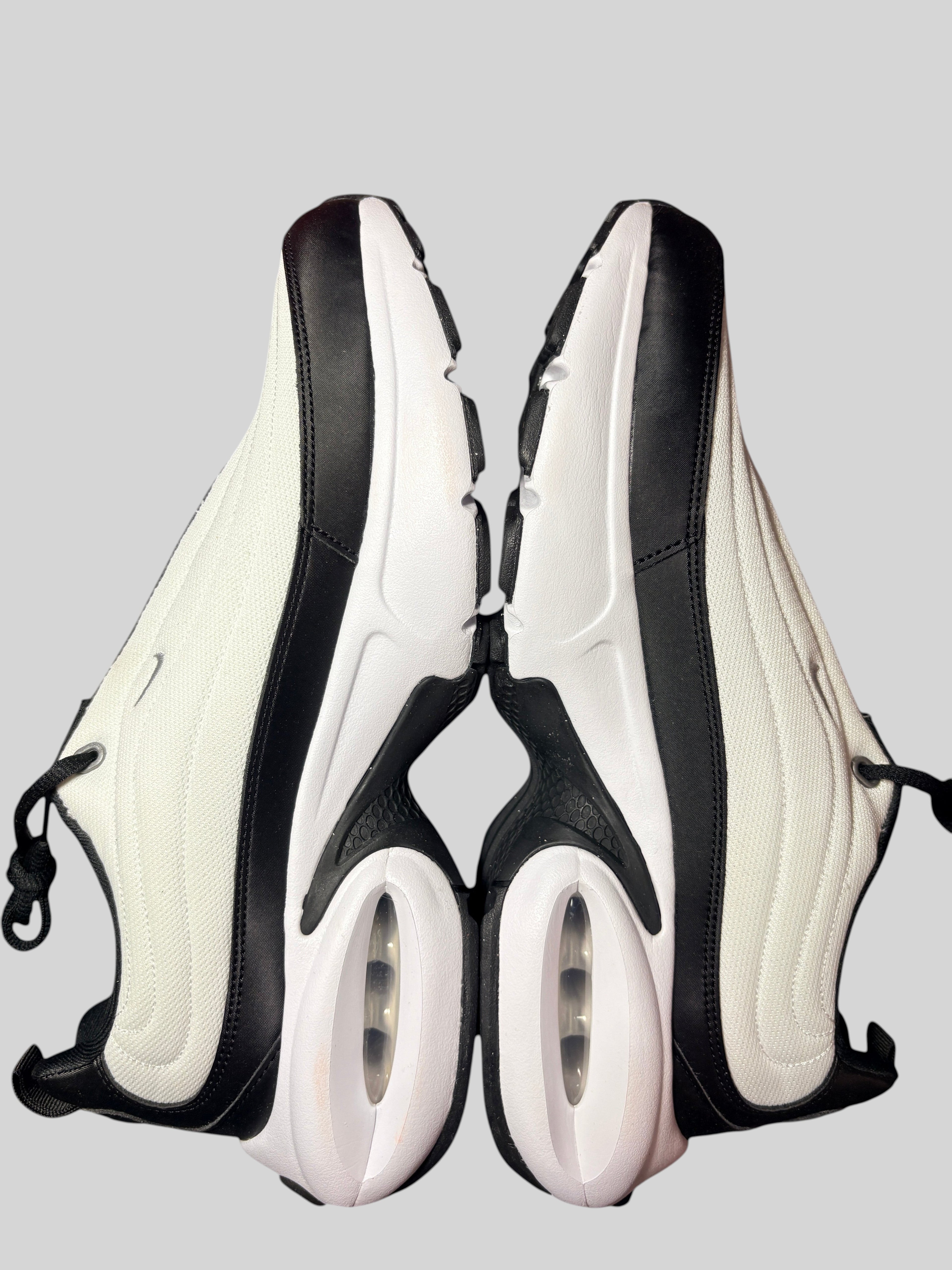 Baskets FASHION SC Nike Air Max Portal noires et blanches en mesh et cuir synthétique avec amorti Air visible
