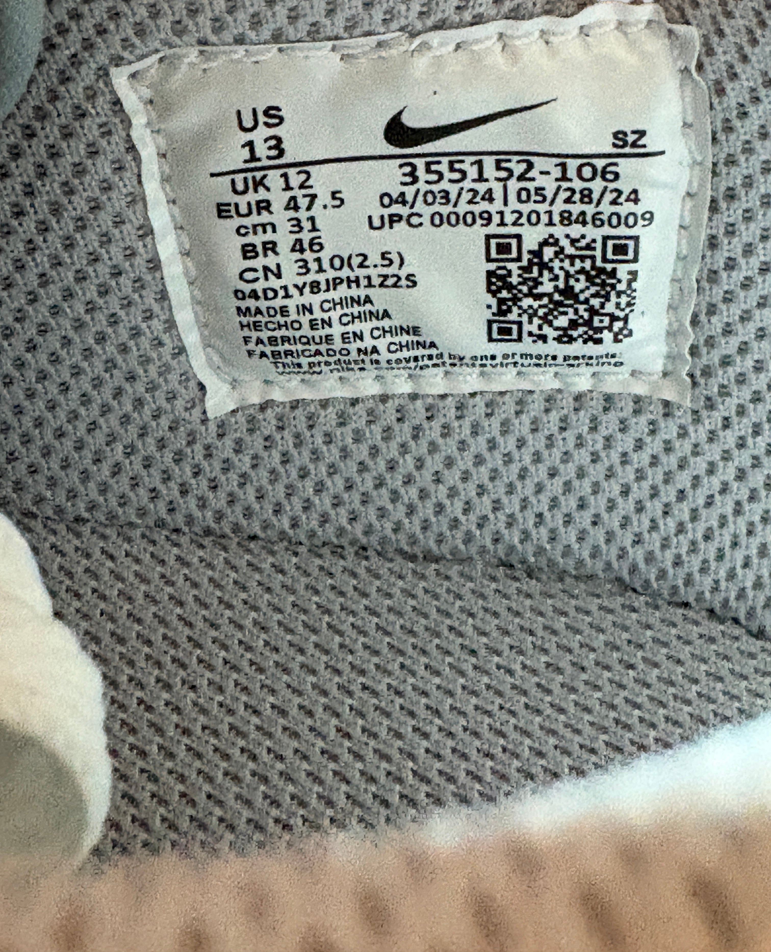 Étiquette intérieure de pointure FASHION SC Nike Big Nike Low taille 47,5 EU avec référence 355152-106