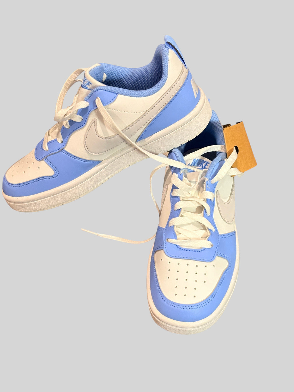 Baskets FASHION SC Nike Court Borough Low Recraft junior blanches et bleu cobalt avec étiquette