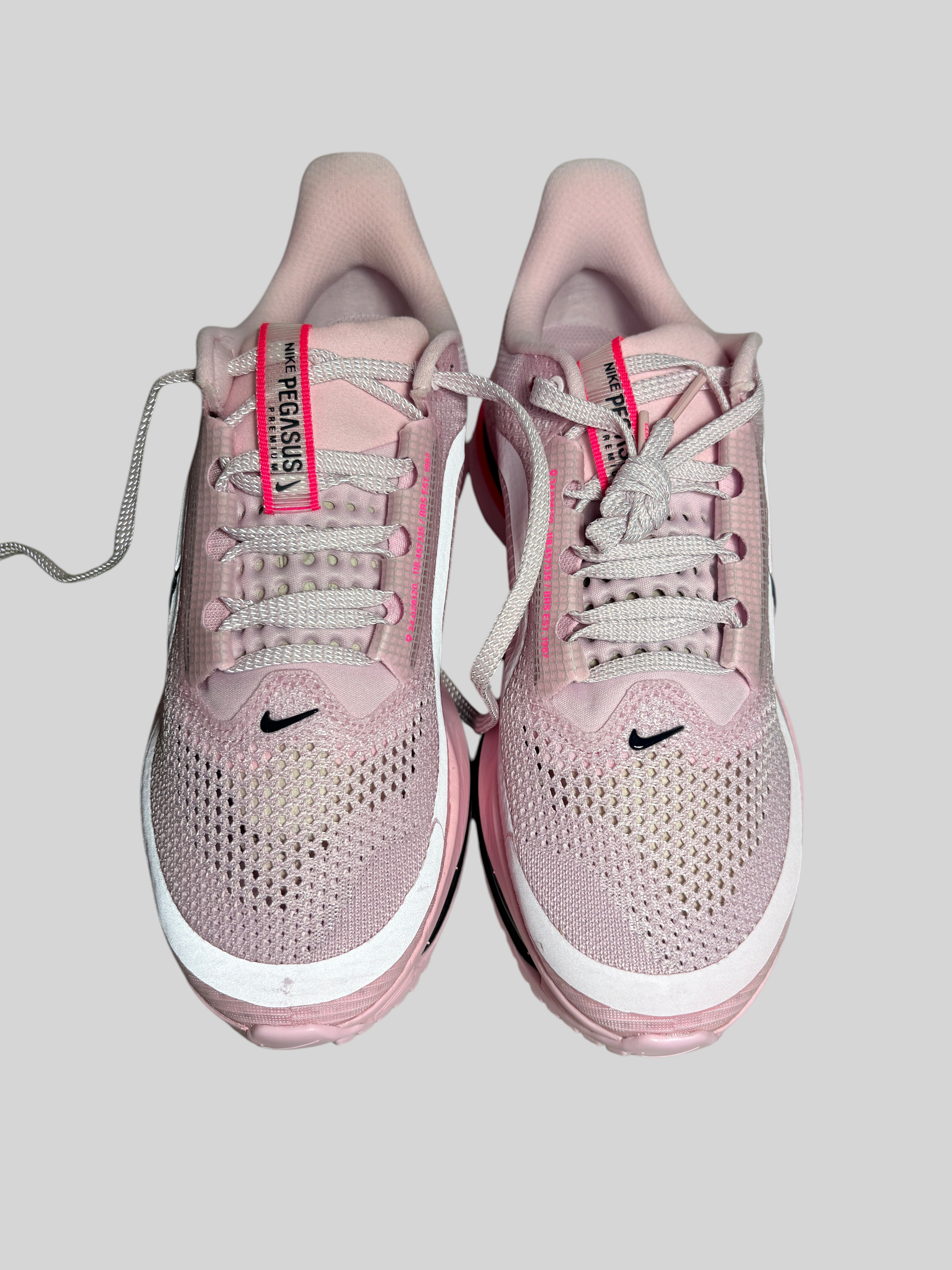 Chaussures de running FASHION SC Nike Pegasus Premium en mesh rose avec détails noirs et amorti ZoomX performant