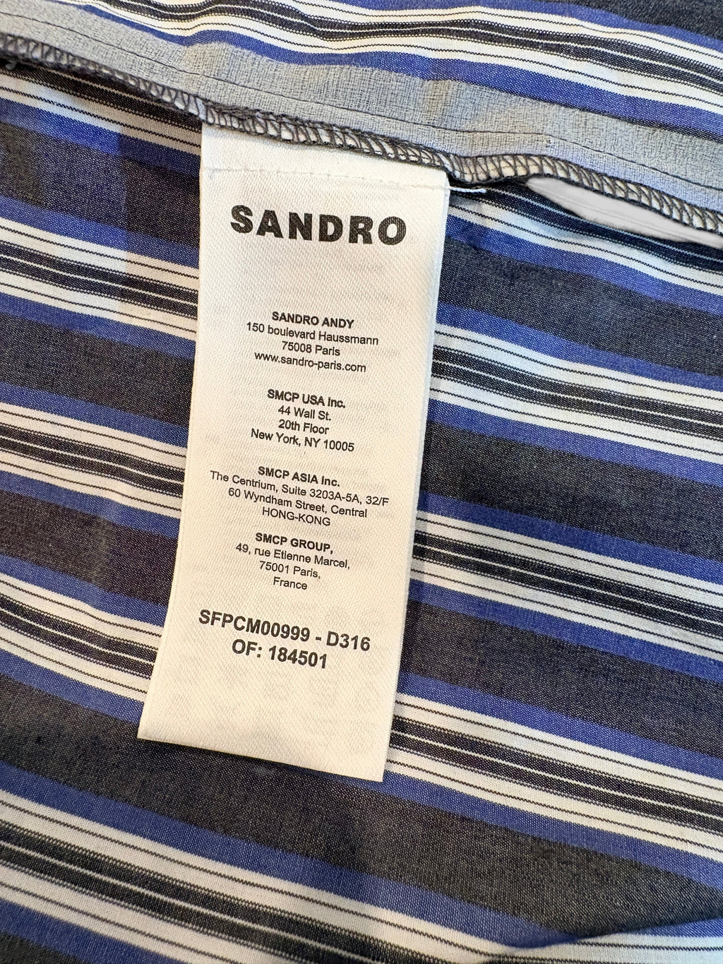 Étiquette intérieure de chemise FASHION SC Sandro en coton rayé bleu, anthracite et blanc