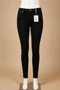 Jean noir fond taupe mannequin sans tête