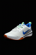 Nike Omni Multi-Court GS – Studio Fond Noir