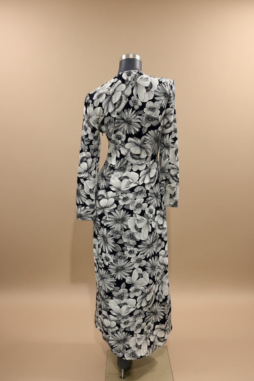 Robe florale dos - sans tête fond taupe